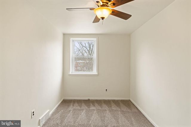 810 BENNINGTON RD, Folcroft, PA 19032