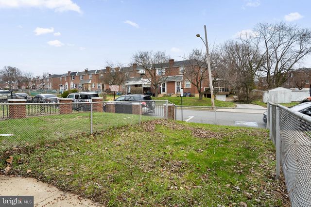 810 BENNINGTON RD, Folcroft, PA 19032