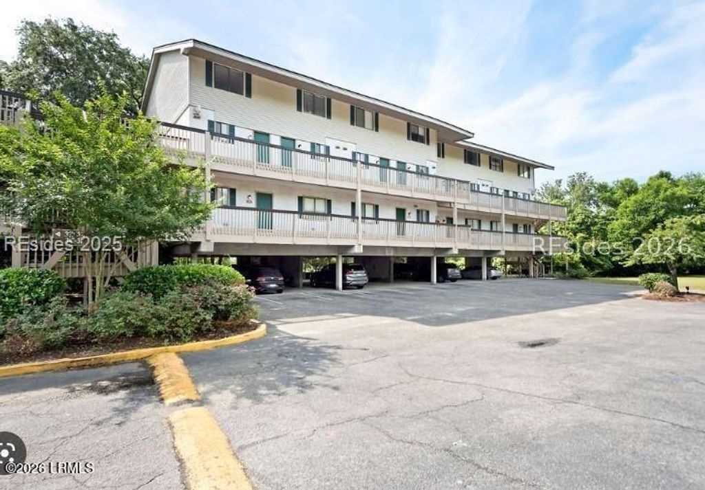 156 Dillon Rd Apt 211, Hilton Head Island, SC 29926