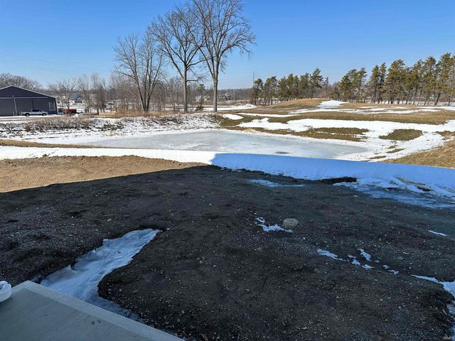 6327 Hunter Wood Drive, Fort Wayne, IN 46835