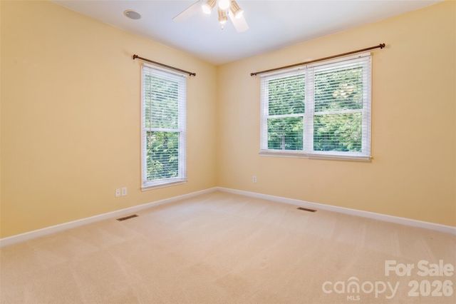 6015 Graburns Ford Drive, Charlotte, NC 28269