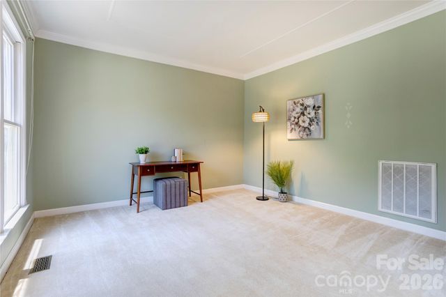 6015 Graburns Ford Drive, Charlotte, NC 28269