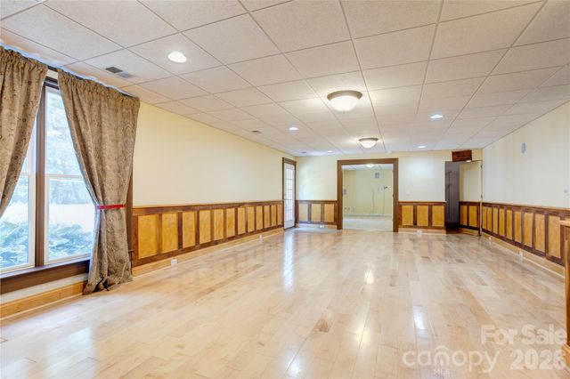 6015 Graburns Ford Drive, Charlotte, NC 28269