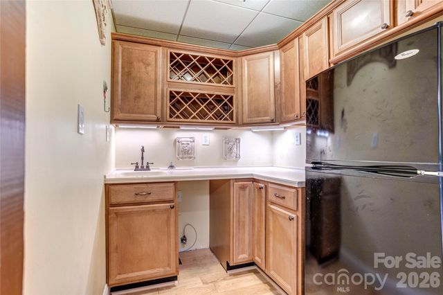 6015 Graburns Ford Drive, Charlotte, NC 28269
