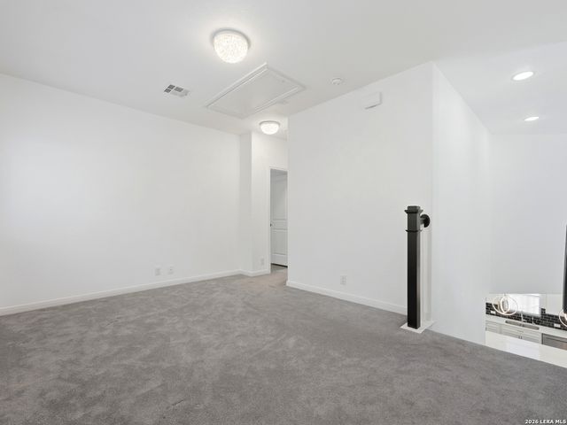 619 HIDDEN VIEW ST, New Braunfels, TX 78130