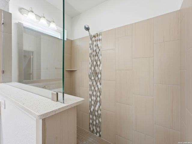 619 HIDDEN VIEW ST, New Braunfels, TX 78130