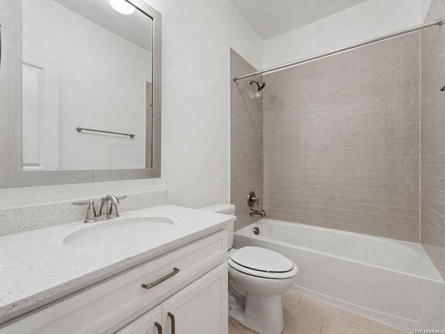 619 HIDDEN VIEW ST, New Braunfels, TX 78130