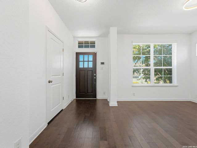 619 HIDDEN VIEW ST, New Braunfels, TX 78130