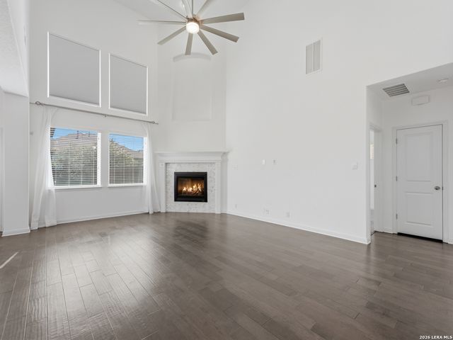619 HIDDEN VIEW ST, New Braunfels, TX 78130