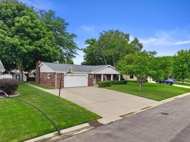 W164N10543 Timberline COURT, Germantown, WI 53022