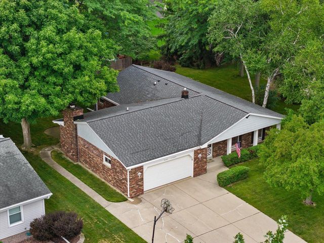 W164N10543 Timberline COURT, Germantown, WI 53022