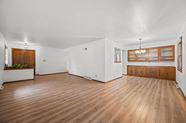 W164N10543 Timberline COURT, Germantown, WI 53022