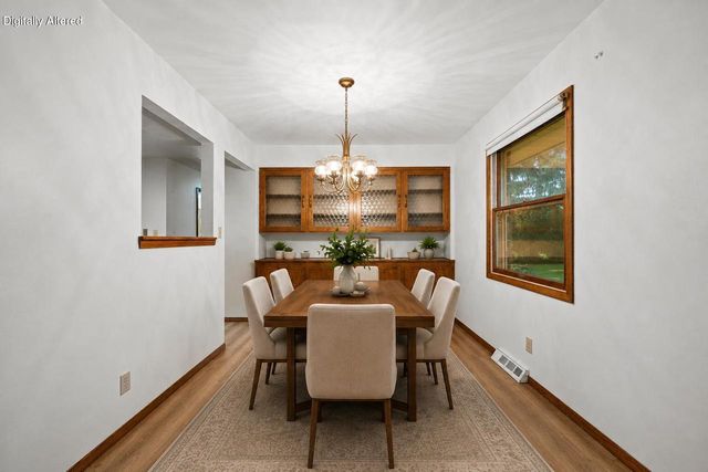 W164N10543 Timberline COURT, Germantown, WI 53022