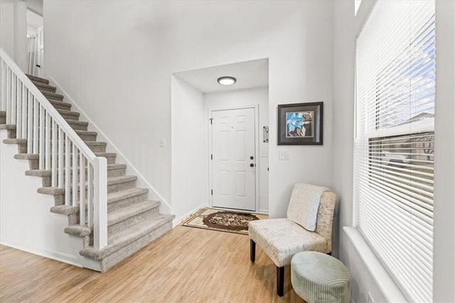 10710 W 115th Street, Overland Park, KS 66210