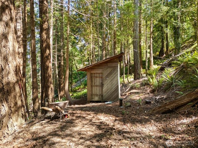 3692 E State Route 106, Union, WA 98592