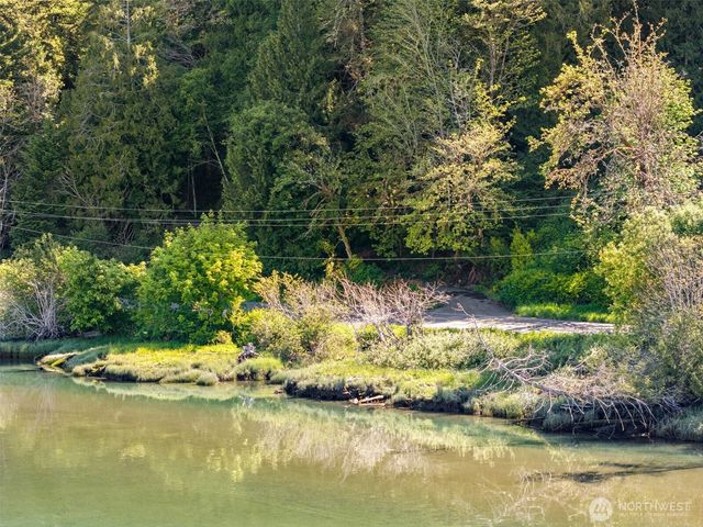 3692 E State Route 106, Union, WA 98592