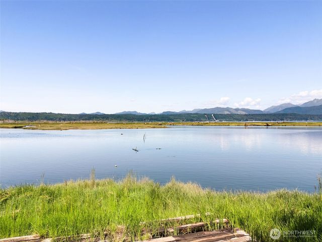 3692 E State Route 106, Union, WA 98592