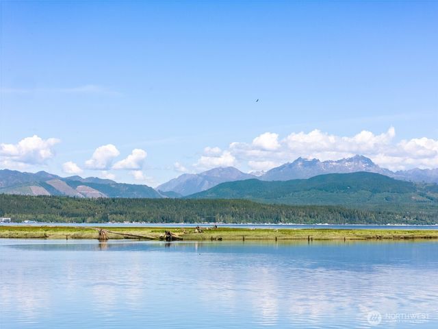 3692 E State Route 106, Union, WA 98592