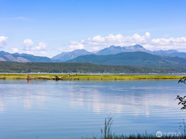 3692 E State Route 106, Union, WA 98592