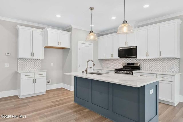 3801 Summer Breeze Court NE, Bolivia, NC 28422