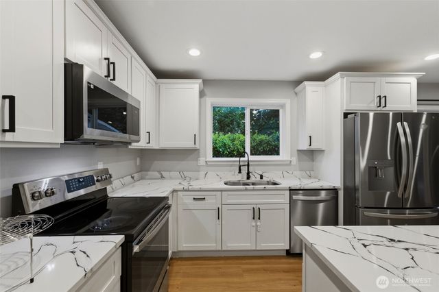 1910 Corbet Drive NW, Bremerton, WA 98312