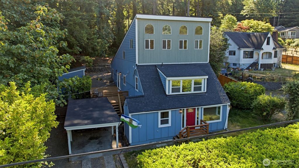 1910 Corbet Drive NW, Bremerton, WA 98312