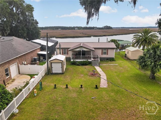 535 E 1st Street, Midway, GA 31320