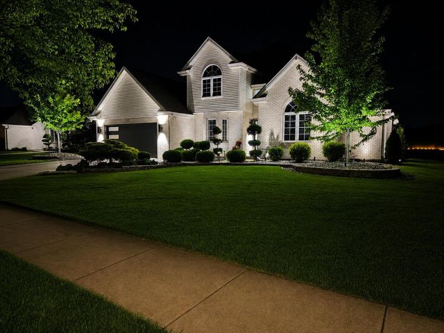 2151 Bluestem Parkway, Lynwood, IL 60411