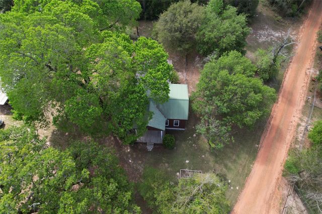 2266 Young Road, Livingston, TX 77351