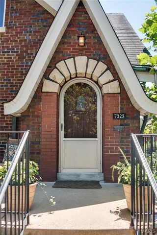 7322 Drexel Drive, University City, MO 63130