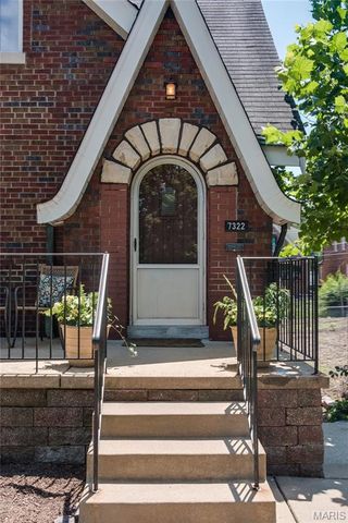 7322 Drexel Drive, University City, MO 63130