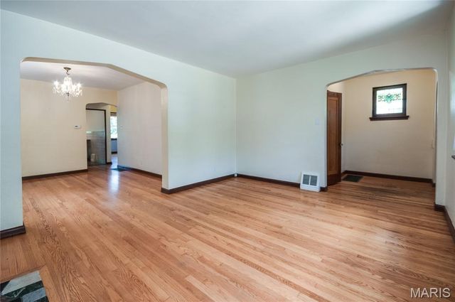 7322 Drexel Drive, University City, MO 63130