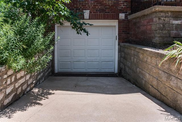 7322 Drexel Drive, University City, MO 63130
