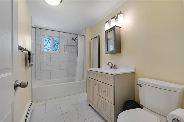 405 Village Drive UNIT 405, Buzzards Bay, MA 02532