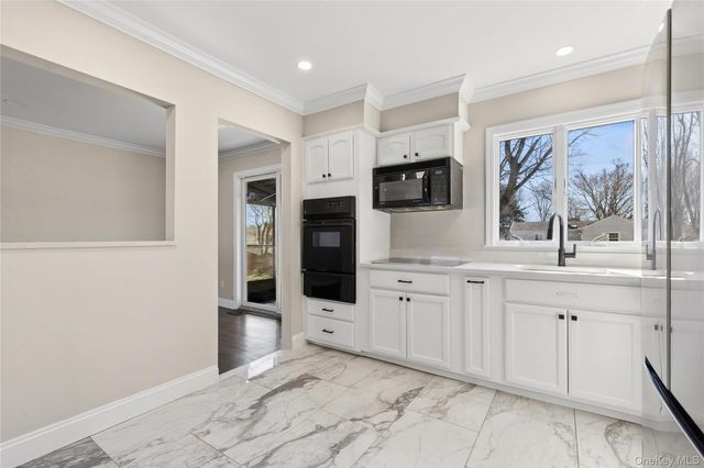 236 Vermont Avenue, Bay Shore, NY 11706