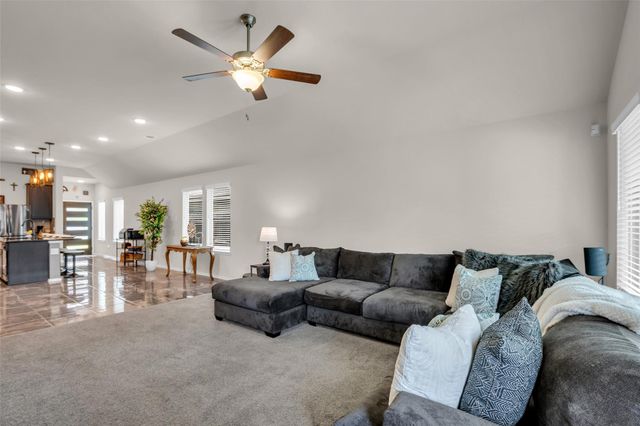 2930 Yaupon Grove Lane, Conroe, TX 77385