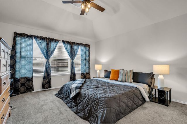 2930 Yaupon Grove Lane, Conroe, TX 77385