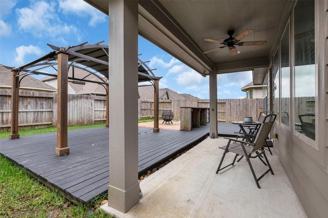 2930 Yaupon Grove Lane, Conroe, TX 77385