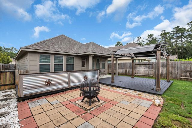 2930 Yaupon Grove Lane, Conroe, TX 77385