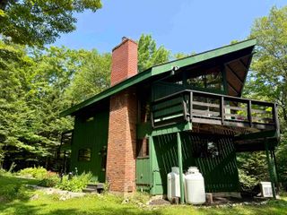 145 Oberdorf Road, Readsboro, VT 05350
