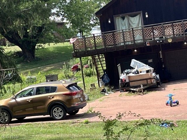 414 Whiteman Hill Road, New Martinsville, WV 26155