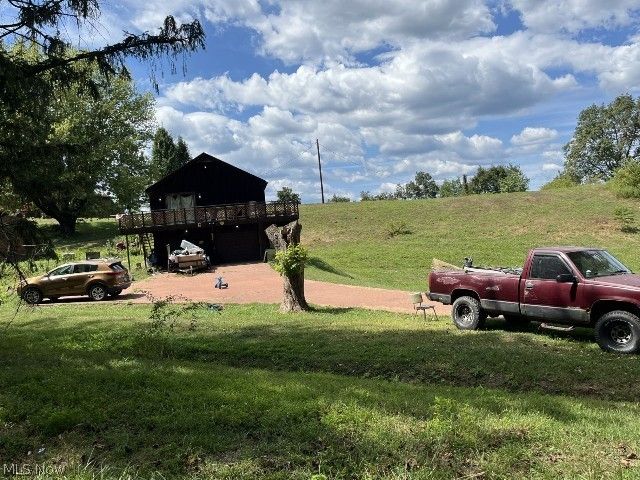 414 Whiteman Hill Road, New Martinsville, WV 26155