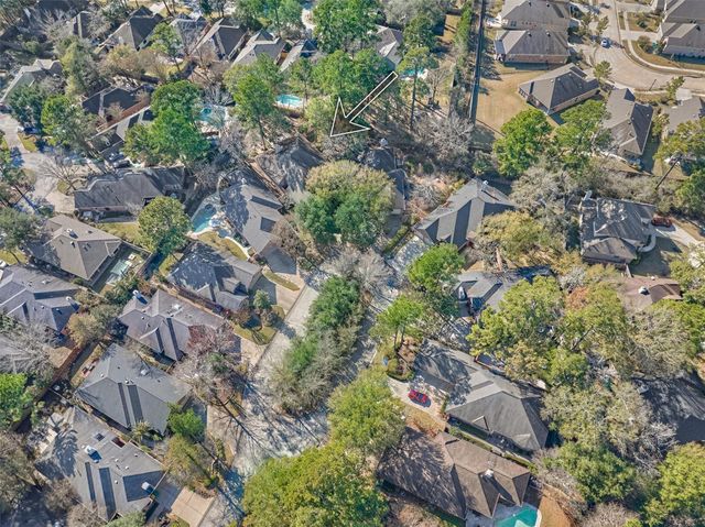 87 W Honey Grove Place, The Woodlands, TX 77382