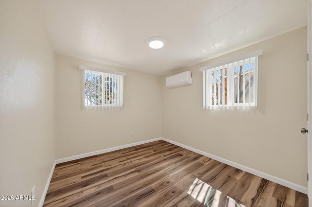 10229 S HONEYSUCKLE Drive, Hereford, AZ 85615