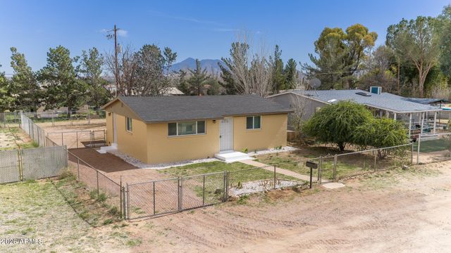10229 S HONEYSUCKLE Drive, Hereford, AZ 85615