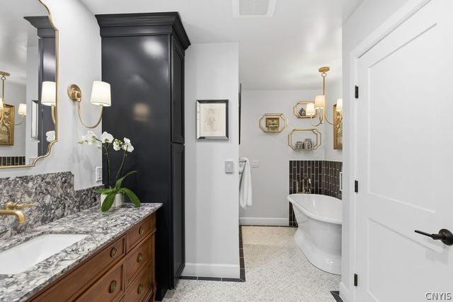 1521 Tracy Drive, Spafford, NY 13152