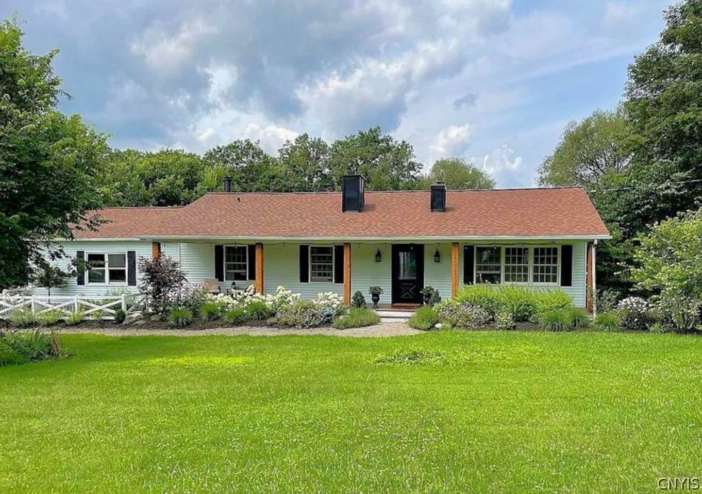 1521 Tracy Drive, Spafford, NY 13152