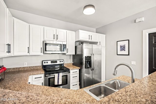 9550 E THUNDERBIRD Road 243, Scottsdale, AZ 85260