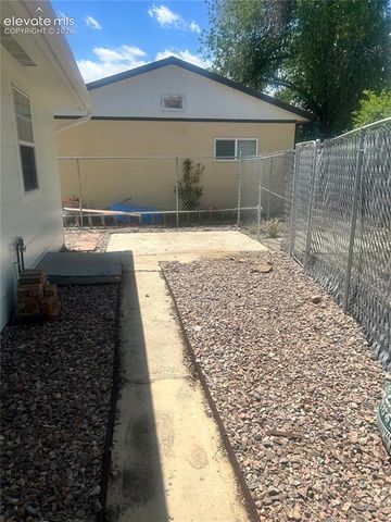 84 Rose Drive, Colorado Springs, CO 80911