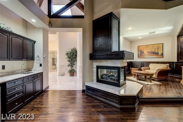 4927 Spanish Heights Drive, Las Vegas, NV 89148